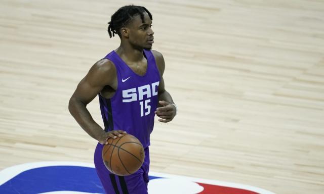 江南体育官网-连续15赛季无缘季后赛 小米球欲做国王救世主